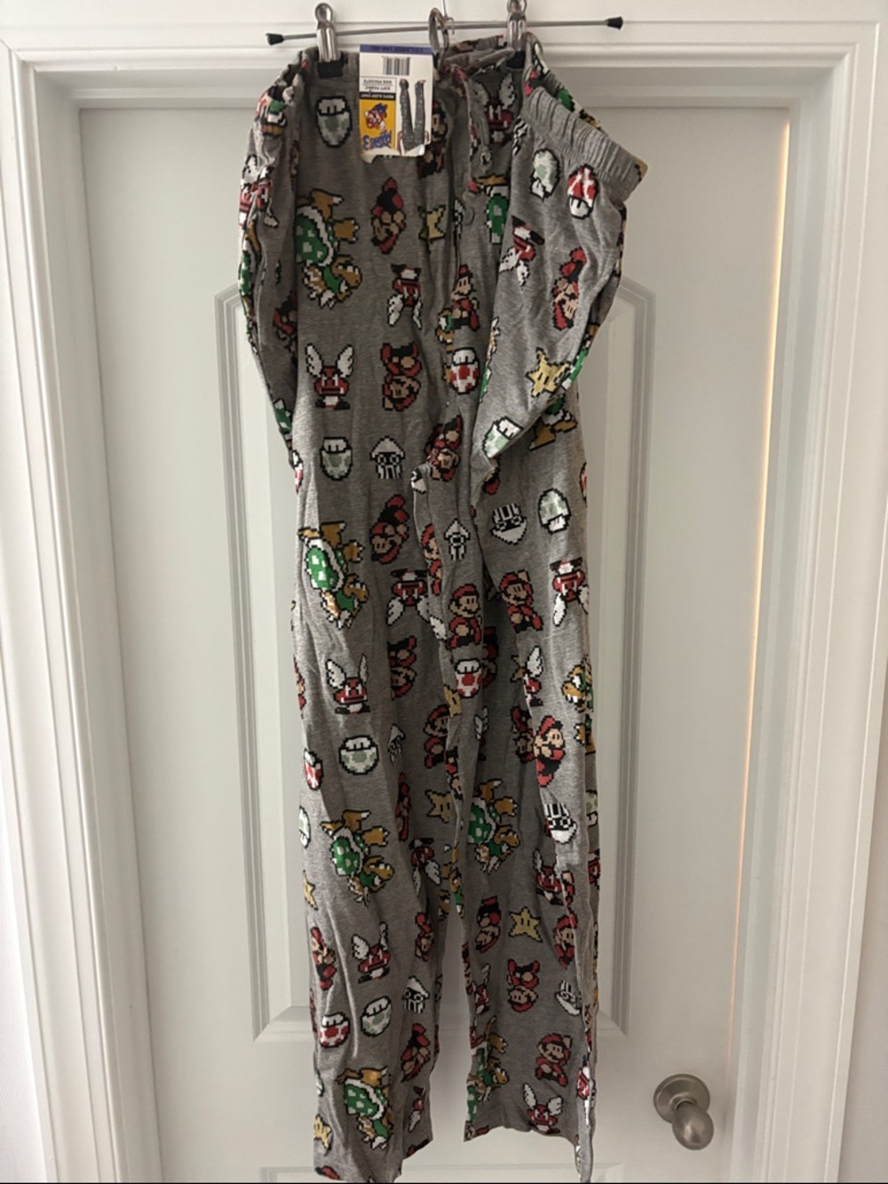 Nintendo Super Mario 3 Gray Pixel-Print Men's Sleep Pants